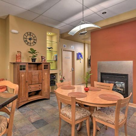 Idyllic Dtwn Anchorage Condo With Fireplace! Экстерьер фото